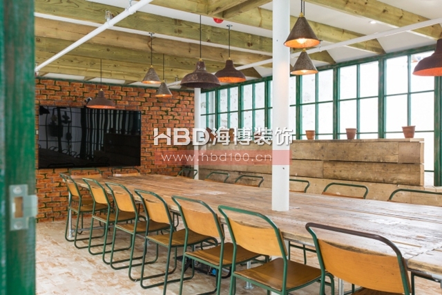 簡約辦公室裝修,廣州裝飾公司,loft風格辦公室,海博裝飾.jpg